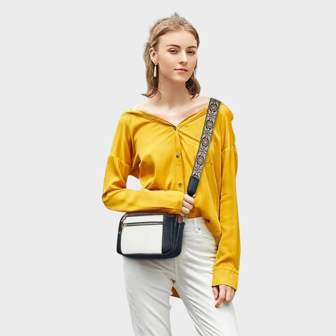 Lia - Refined Shoulder Bag