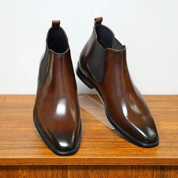 Pierce - Chelsea Boots in Leather
